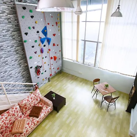 Apartamento Private Rock Climb At The Ceo Penang